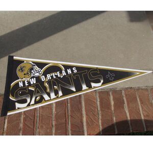 NFL New Orleans Saints Vintage 2000 Rico Team Logo Pennant 30" x 12"